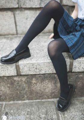一个朋友的妈妈3_在线观看