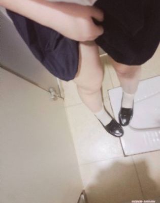 老师xxxx_剧情片高清视频观看